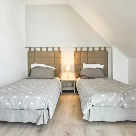 3 Bedroom Beautiful In Dom wakacyjny *