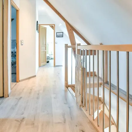 Dom wakacyjny 3 Bedroom Beautiful In *